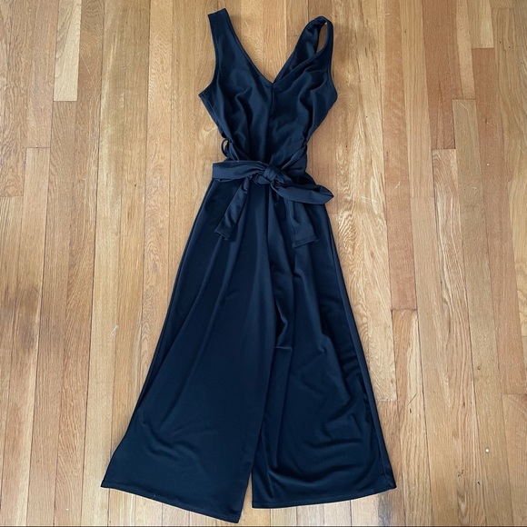 Forever 21 Tie Jumpsuit - Picture 4 of 5